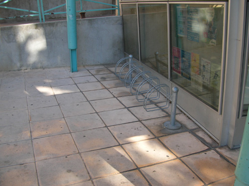 devant office tourisme